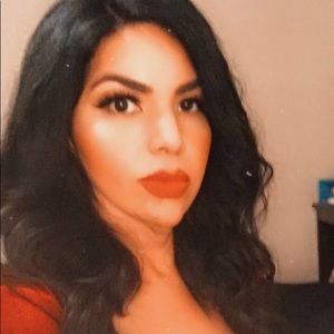 Meet your Posher, Liliana